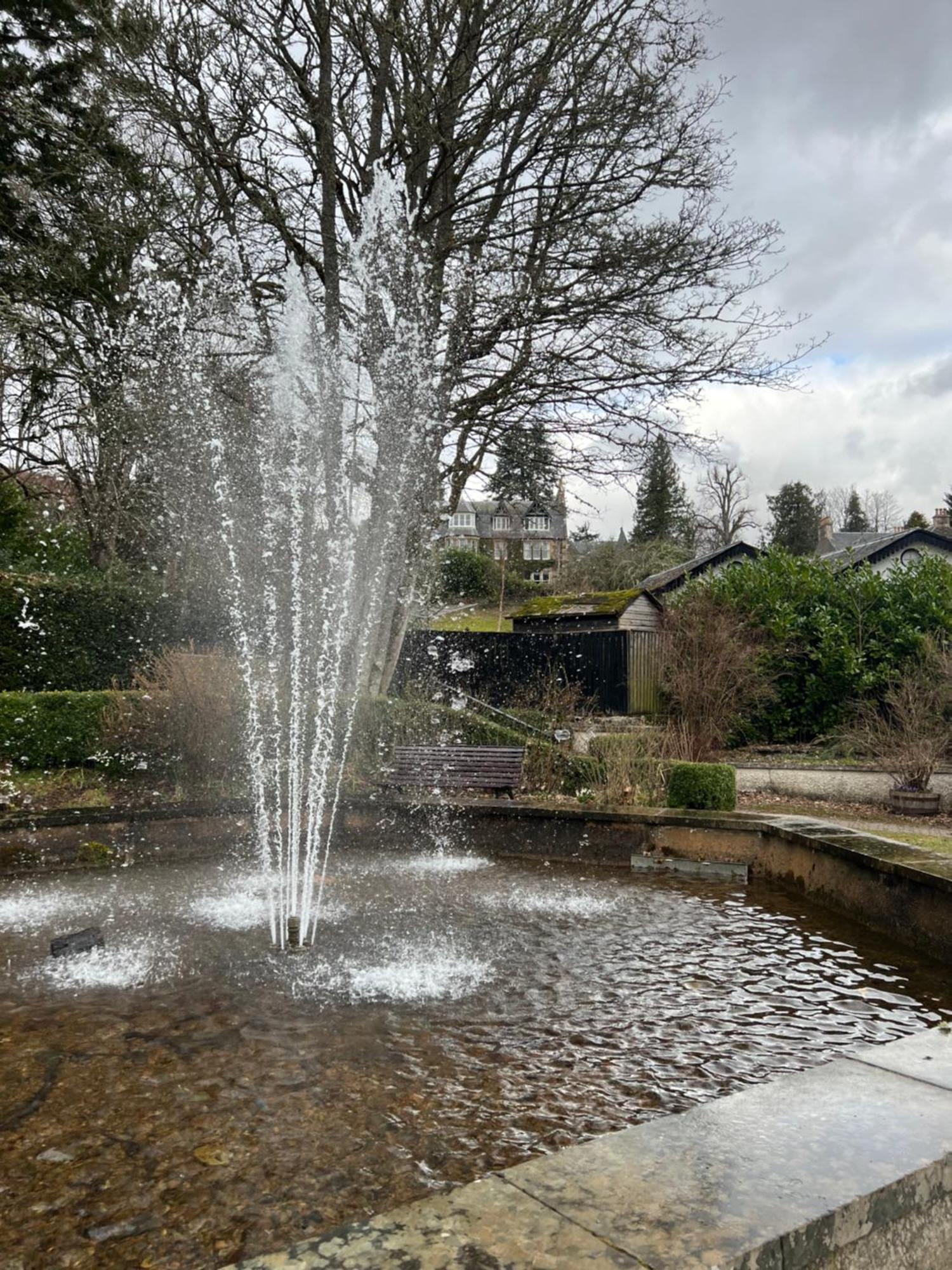 The Retreat Hotel Strathpeffer Exterior photo